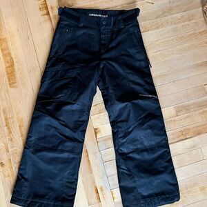 Obermeyer kids size small black snow pants, like new condition.